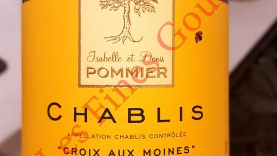 Les Fines Goules sachant chasser le Chablis kiffent les vins de Kiki